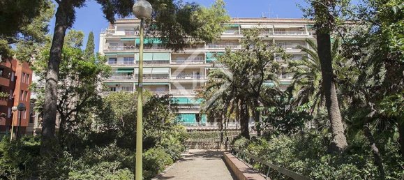 4 bedrooms Apartment in Barcelona, Spain No. 22469 24