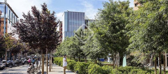 4 bedrooms Apartment in Barcelona, Spain No. 22469 21