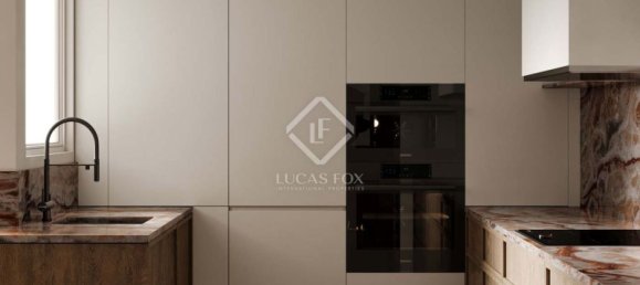 4 bedrooms Apartment in Barcelona, Spain No. 22469 13