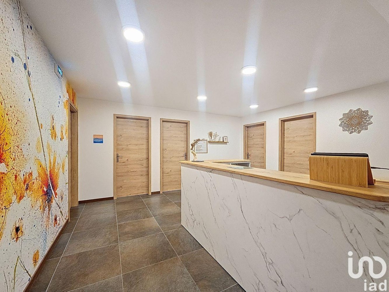 Propriété commerciale à Amancy, France 160m² No. 330988