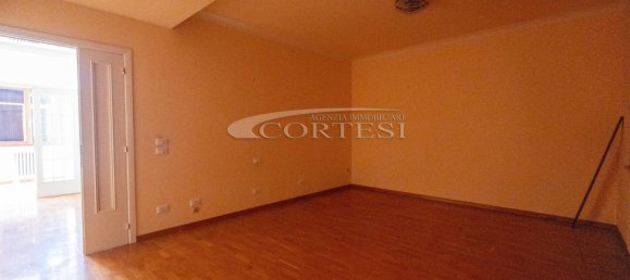 4 bedrooms Apartment in Mondolfo, Italy No. 321852 23