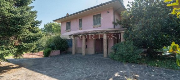 4 bedrooms Apartment in Mondolfo, Italy No. 321852 4