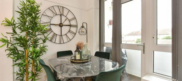 2 Schlafzimmer Wohnung in Essex, United Kingdom, Nr. 3995 4