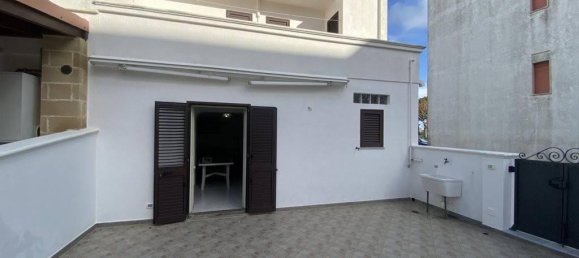 6-salle Maison à Gagliano del Capo, Italy No. 102584 9