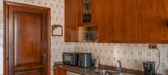 13 rooms Villa in Carrara, Italy No. 51372 12