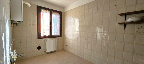 3 غرف نوم فيلا في Curtatone, Italy رقم 157273 6