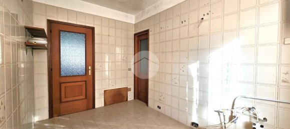 3 غرف نوم فيلا في Curtatone, Italy رقم 157273 7