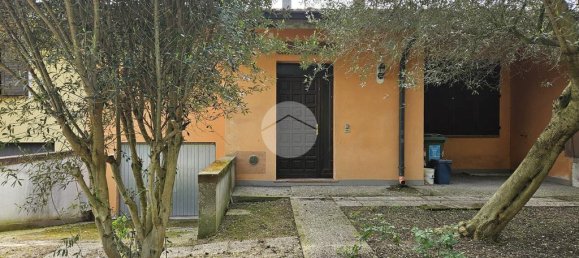 3 غرف نوم فيلا في Curtatone, Italy رقم 157273 19