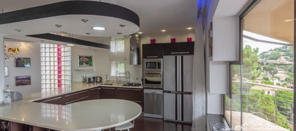 4 bedrooms Villa in Lloret de Mar, Spain No. 11305 15