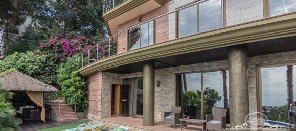 4 bedrooms Villa in Lloret de Mar, Spain No. 11305 2