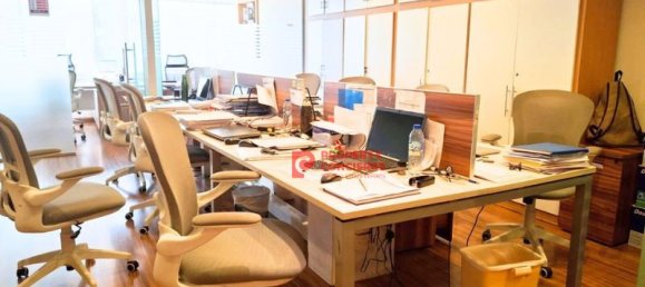 102m² Office in Jumeirah Lake Towers, UAE No. 22475 8