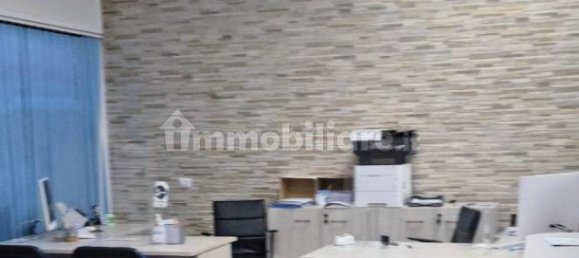 Imóvel comercial de 2 divisões em Sesto San Giovanni, Italy N.º 302227 2