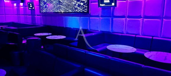 640m² Commercial property in Thionville, France No. 64402 9