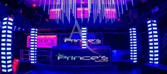 640m² Commercial property in Thionville, France No. 64402 12