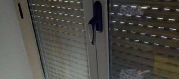 5 rooms Apartment in Corropoli, Italy No. 95391 3