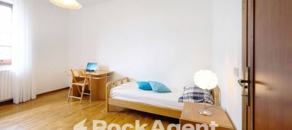 Квартира с 3 спальнями в Аквапенденте, Италия № 262760 24