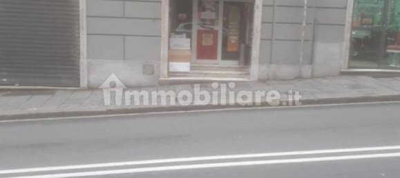 2غرفة عقار تجاري في Genoa, Italy رقم 173968 2