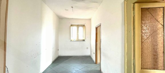 2 rooms Apartment in Pomigliano d'Arco, Italy No. 20205 3