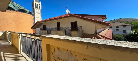 Квартира с 4 спальнями в Сант Эджидио алла Вибрата, Италия № 371488 22