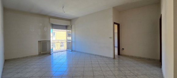 Квартира с 4 спальнями в Сант Эджидио алла Вибрата, Италия № 371488 2