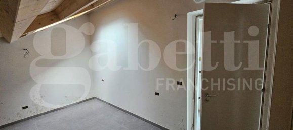 4 rooms Villa in Messina, Italy No. 13729 12