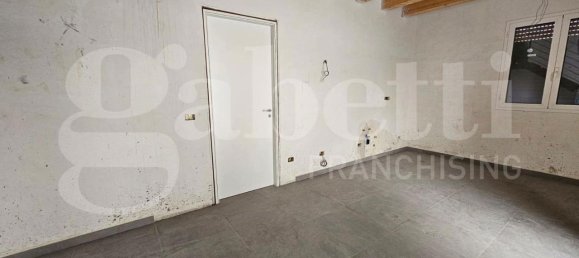 4 rooms Villa in Messina, Italy No. 13729 7