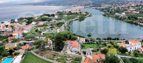 4 rooms Villa in Messina, Italy No. 13729 23