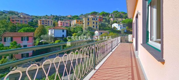 11 rooms Villa in Rapallo, Italy No. 105872 3