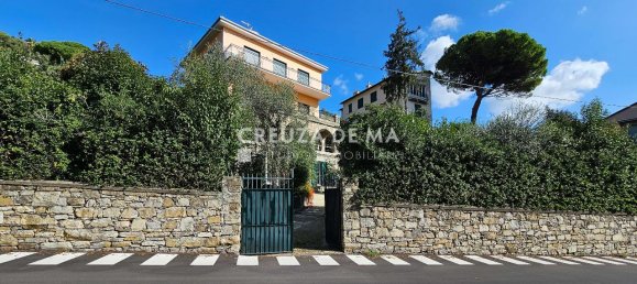 11 rooms Villa in Rapallo, Italy No. 105872 25