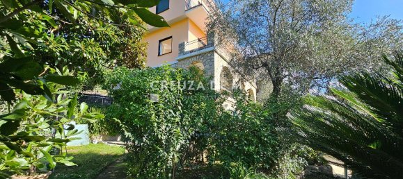 11 rooms Villa in Rapallo, Italy No. 105872 22