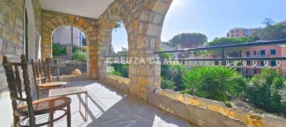 11 rooms Villa in Rapallo, Italy No. 105872 35