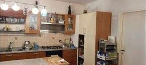 Дом с 6 спальнями в Сан Микеле аль Тальяменто, Италия № 331569 4