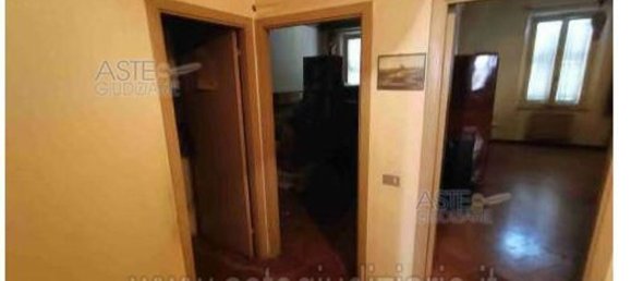Apartamento de 100 dormitorios en Fabriano, Italy No. 378026 9