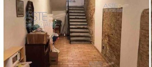 Apartamento de 100 dormitorios en Fabriano, Italy No. 378026 4