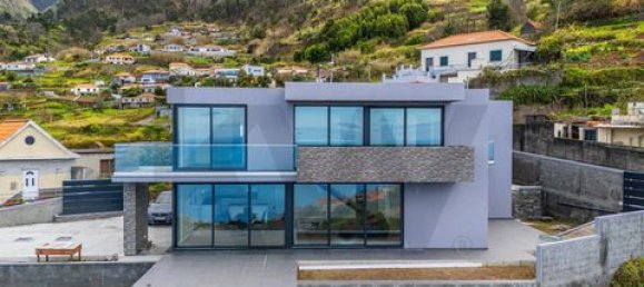 3 Schlafzimmer Haus in Calheta, Portugal, Nr. 244855 2