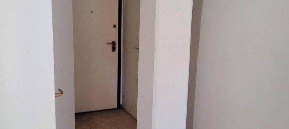 Estudio en Vigevano, Italy No. 32937 15