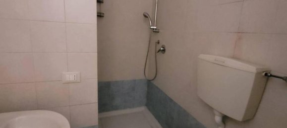 Estudio en Vigevano, Italy No. 32937 7