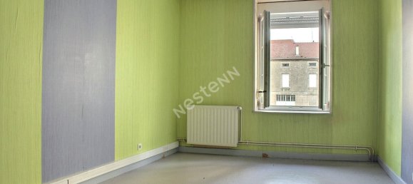 5 bedrooms House in Lacroix-sur-Meuse, France No. 74389 18