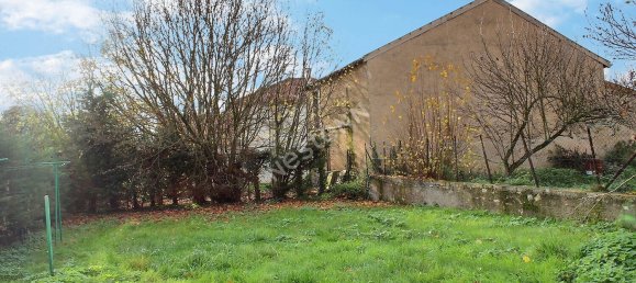 5 bedrooms House in Lacroix-sur-Meuse, France No. 74389 14