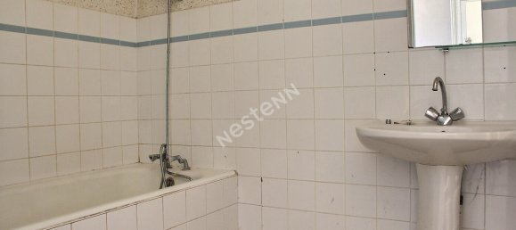 5 bedrooms House in Lacroix-sur-Meuse, France No. 74389 16