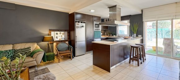 4 غرف نوم منزل في Empuriabrava, Spain رقم 79711 3