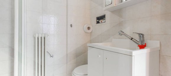 3غرفة شقة في Milan, Italy رقم 242101 27