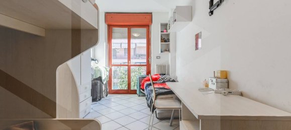 3غرفة شقة في Milan, Italy رقم 242101 9