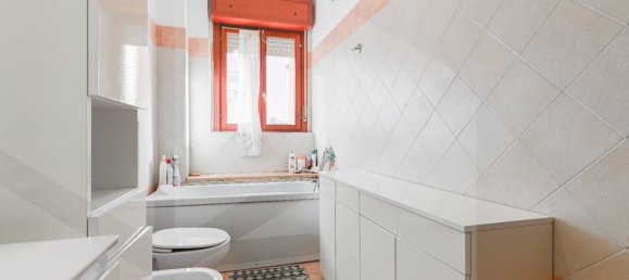 3غرفة شقة في Milan, Italy رقم 242101 13