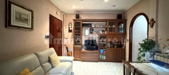 2 bedrooms Apartment in Rome, Italy No. 24636 10