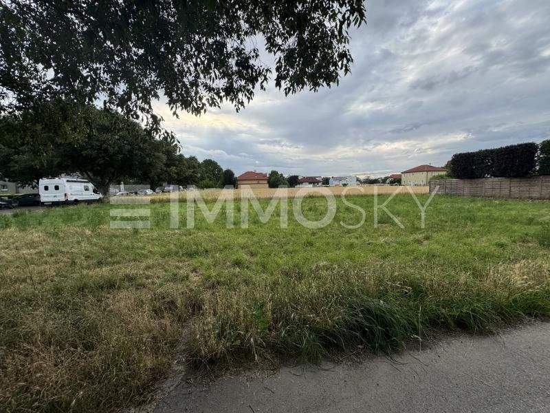  قطعة أرض في Gerasdorf bei Wien, Austria رقم 243359