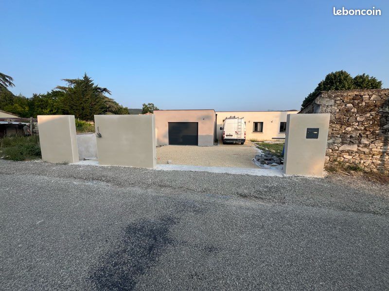 Casa de 3 dormitorios en Beaufort-sur-Gervanne, France No. 335273