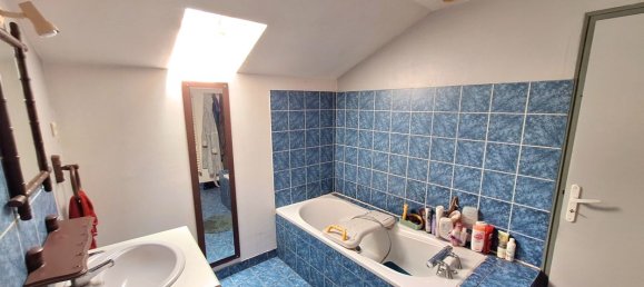 4 chambres Maison à Maine-et-Loire, France No. 337721 7