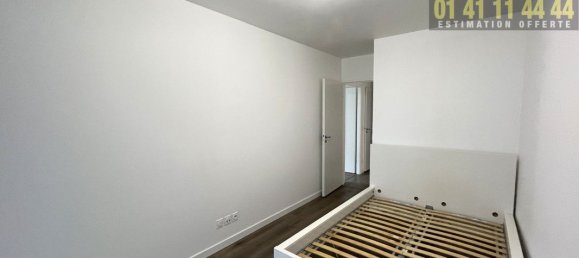 Apartamento de 3 dormitorios en Asnieres-sur-Seine, France No. 147412 10