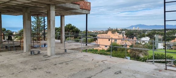 5 bedrooms Villa in Marbella, Spain No. 183921 16